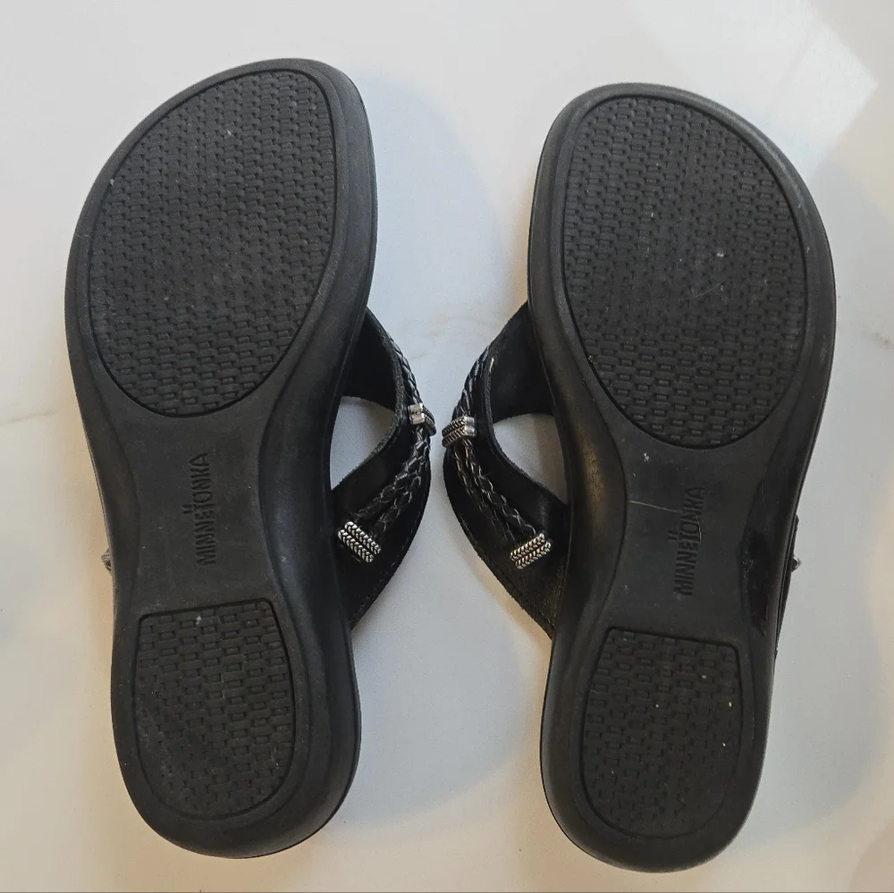Minnetonka Southwest Black Sandals